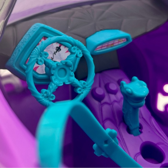 Monster High -Scaris City Of Frights- Purple Convertible Sports Car- 2012💜 - Picture 8 of 10